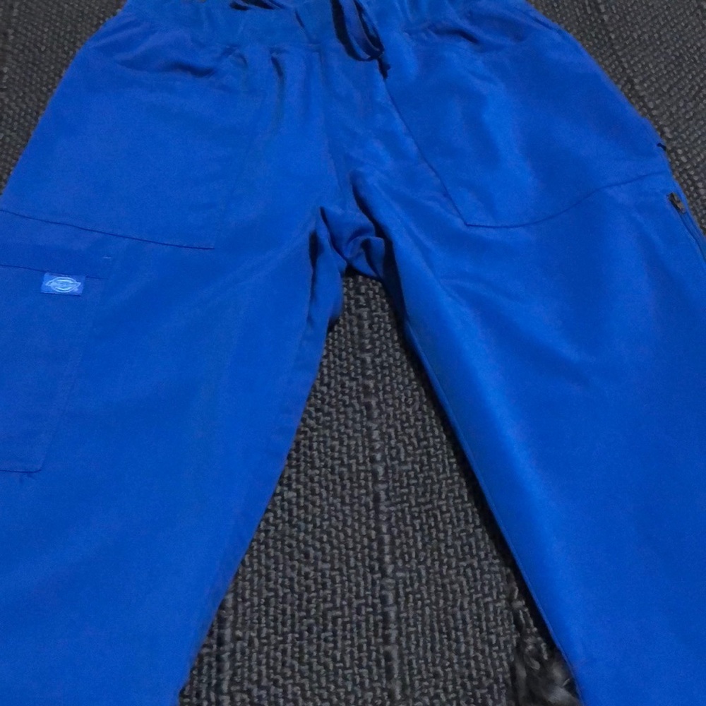 Scrub pants worn once